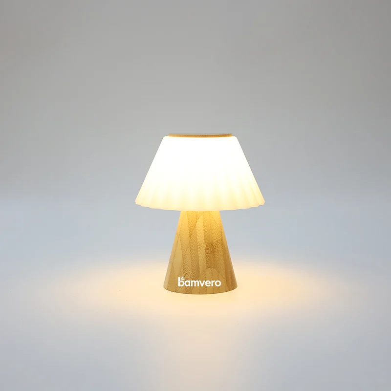T2631 Bamboo Pleated Table Lamp product view for B2B sourcing